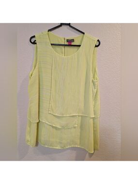 Vince Camuto, Light Green ,Sleeveless Blouse,Top.Asimetrical Layers , Sz.Medium